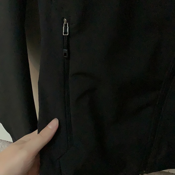 Patagonia Women’s Polartec Jacket - Picture 3 of 13